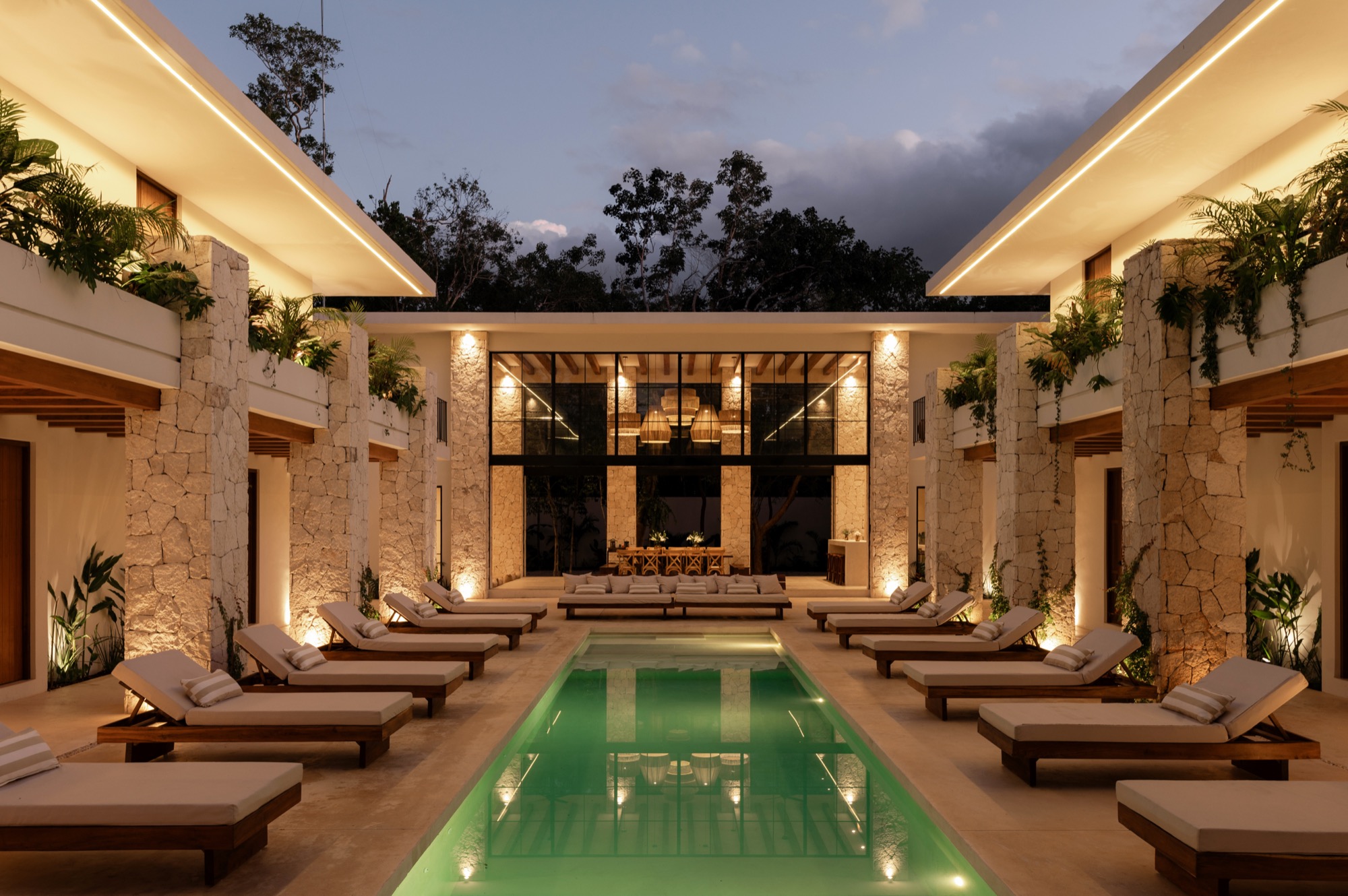 Hacienda Babylon — image 1